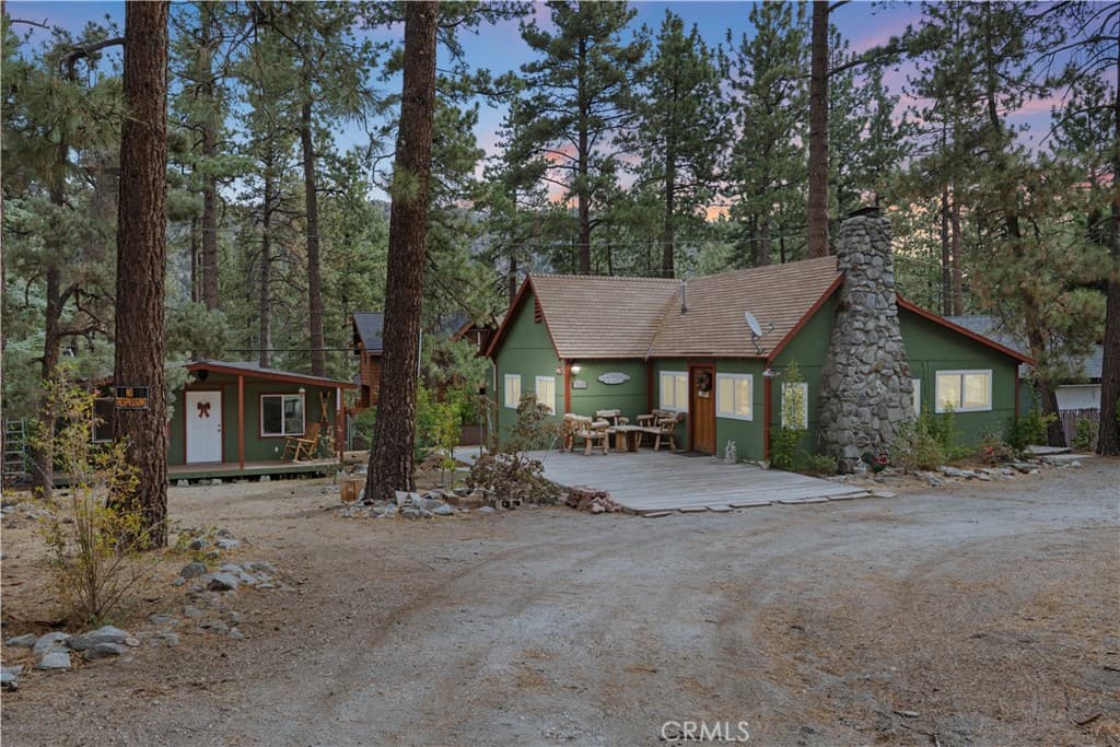1116 Lark Road
