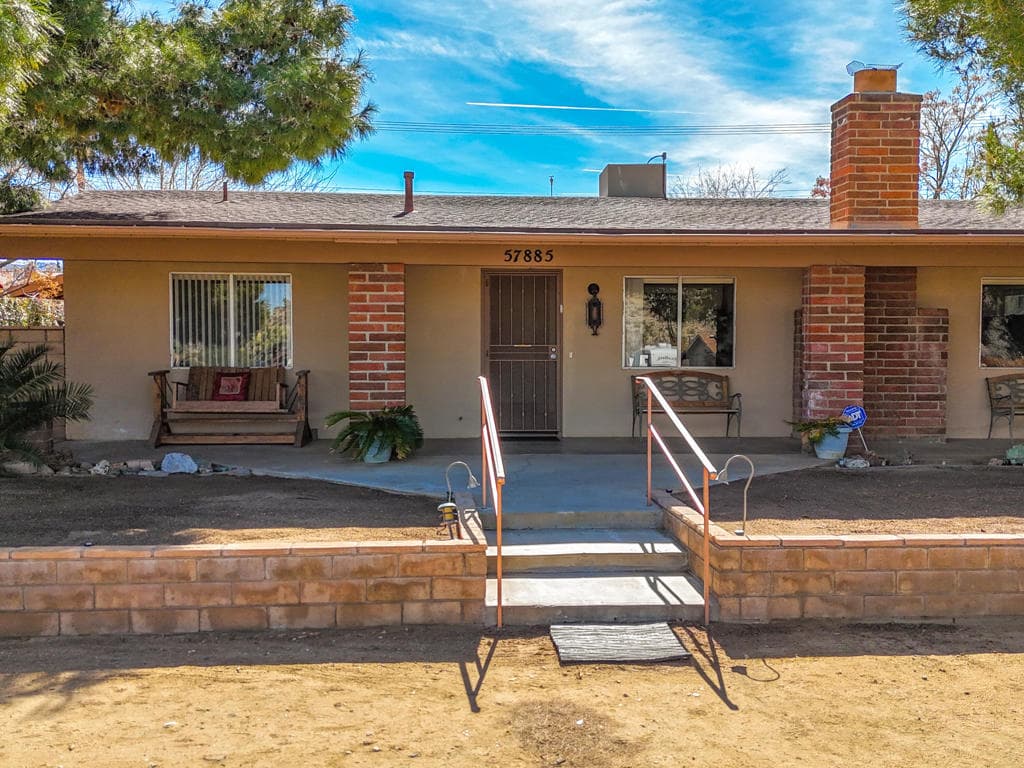 57885 El Dorado Drive
