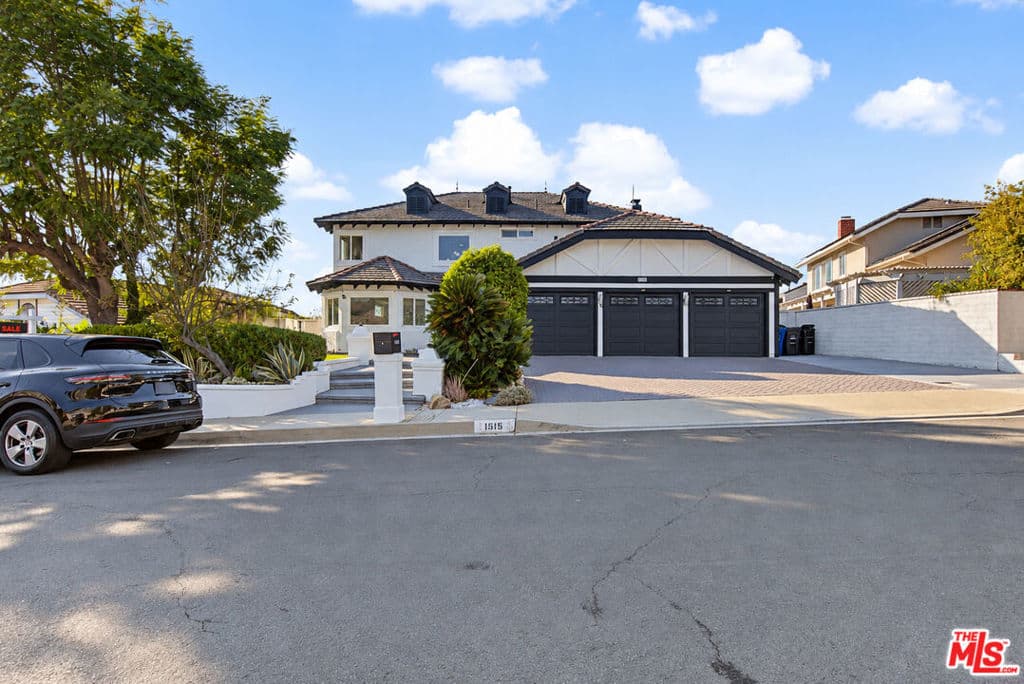 1515 Sunbluff Drive
