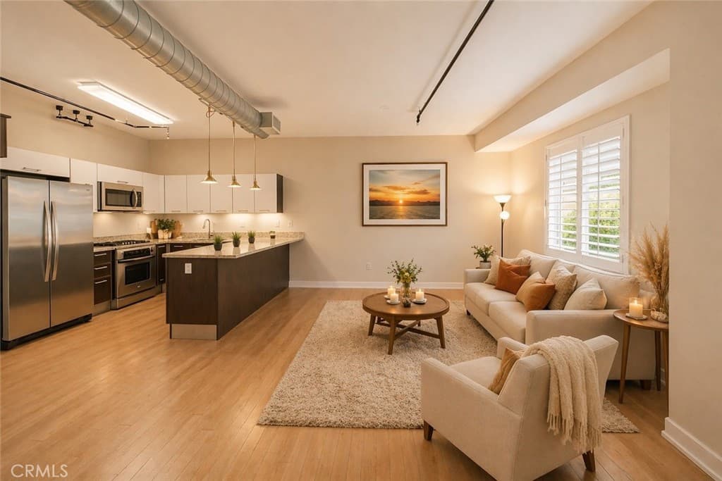 645 W 9th