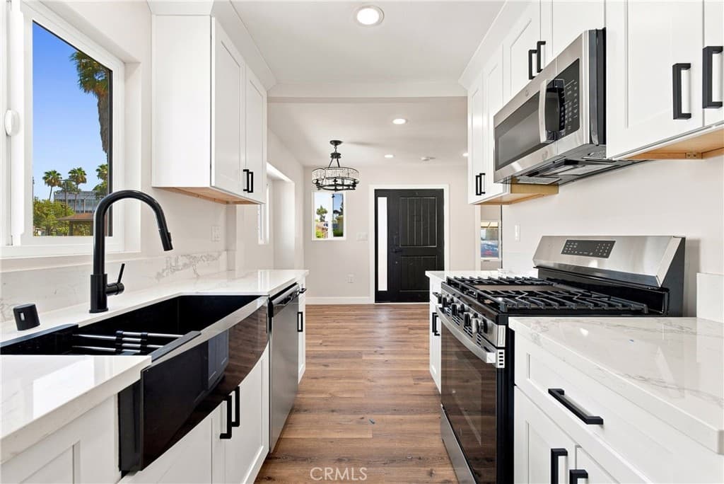 5349 Baltimore