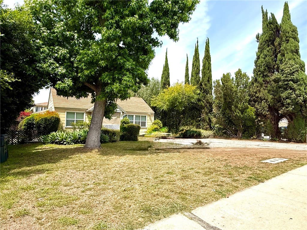 6217 Temple City Boulevard
