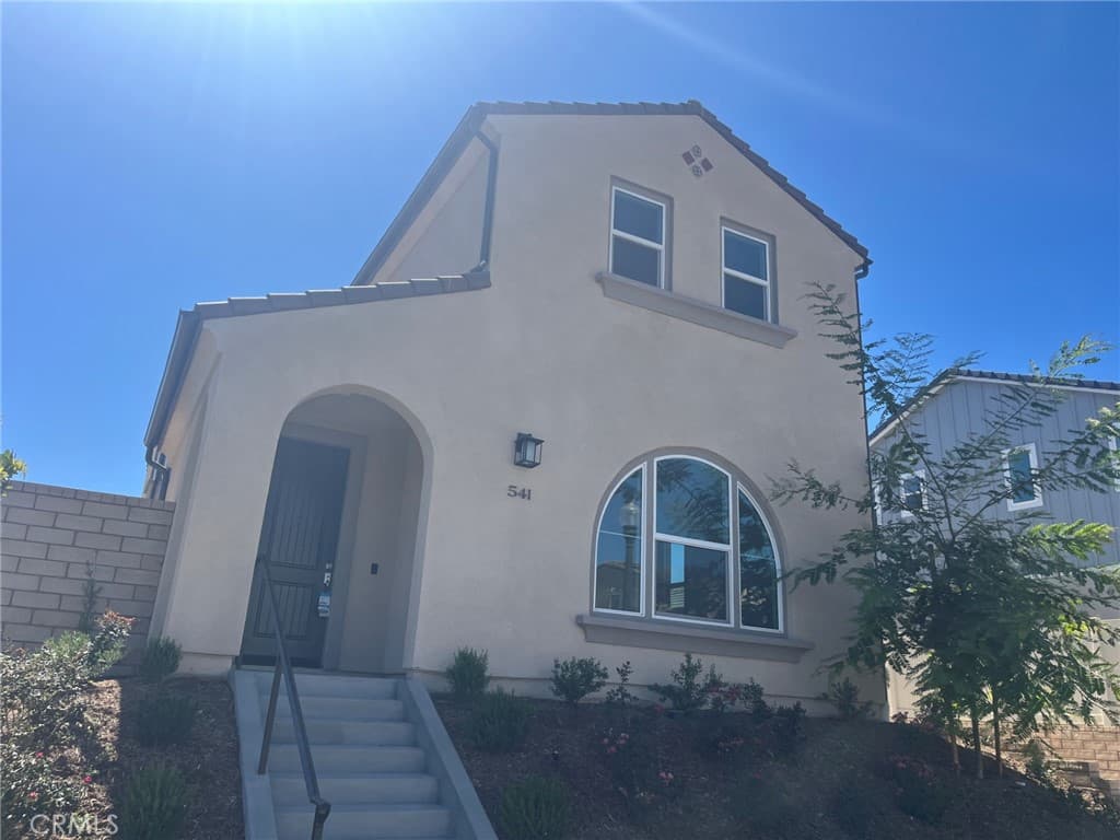541 Tracy Place
