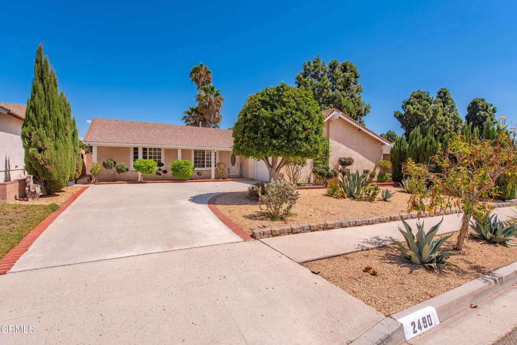 2490 N Alden Street