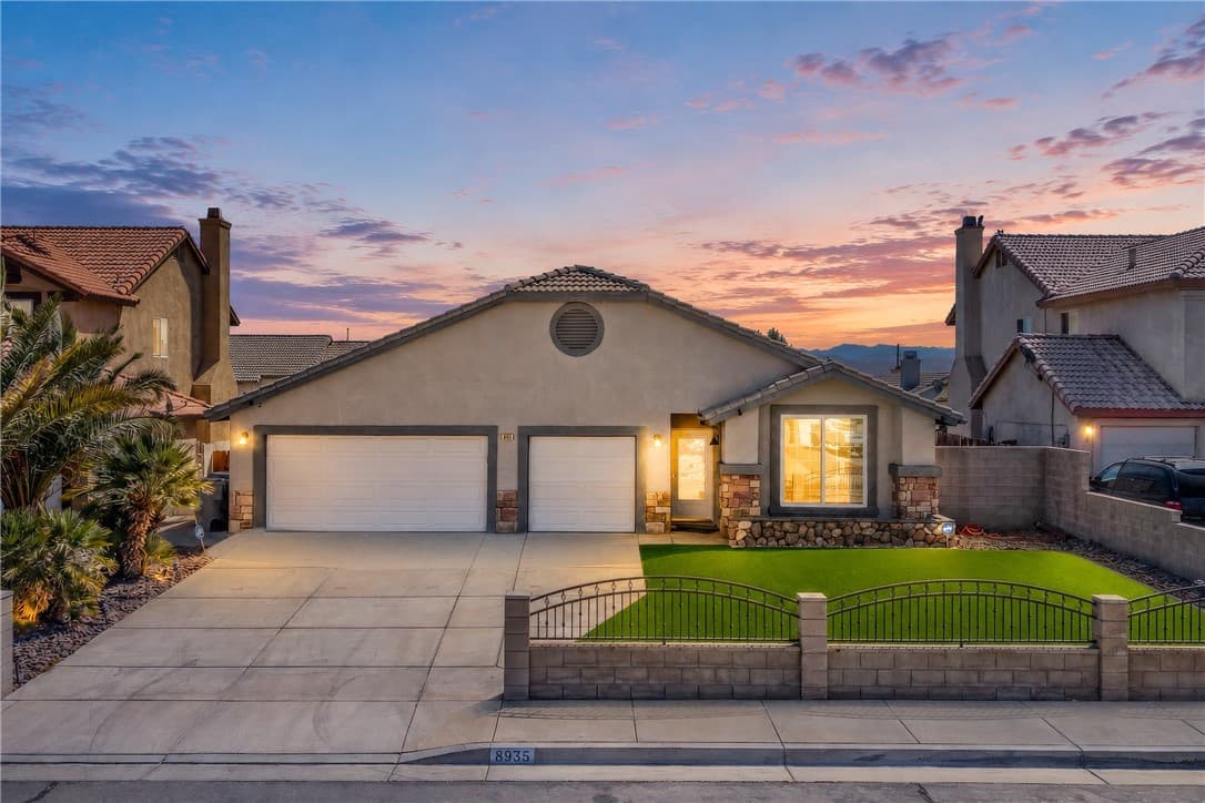 8935 Ironstone Court
