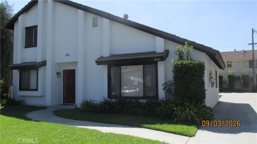 856 Fairview