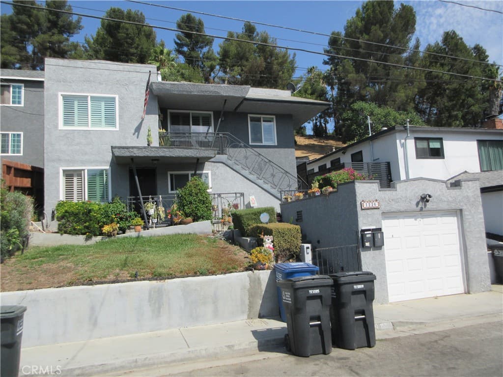 1226 Van Pelt Avenue