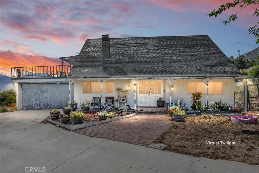 810 Hillyfield