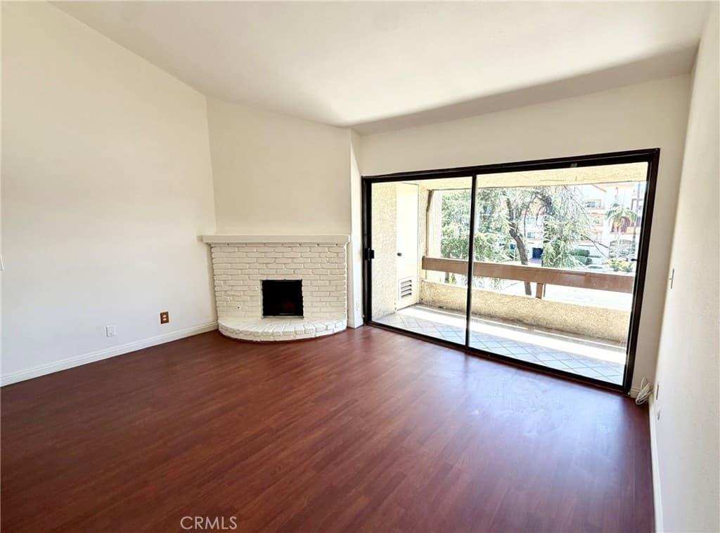 15155 Sherman Way 49