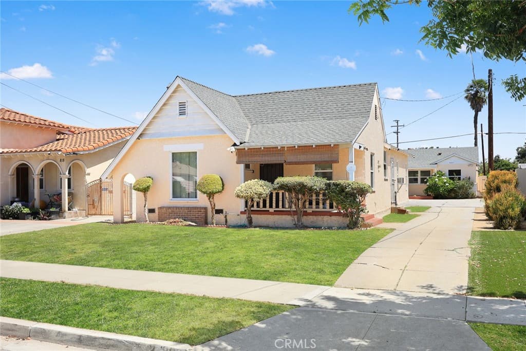 820 S 7th Street