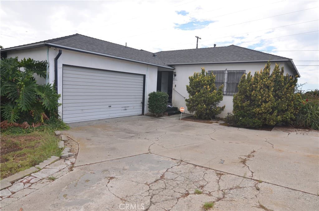 601 S Clymar
