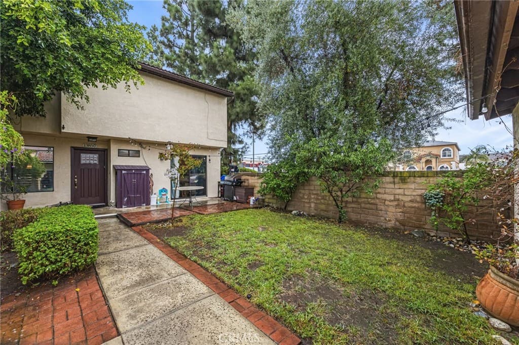 13850 Ramona