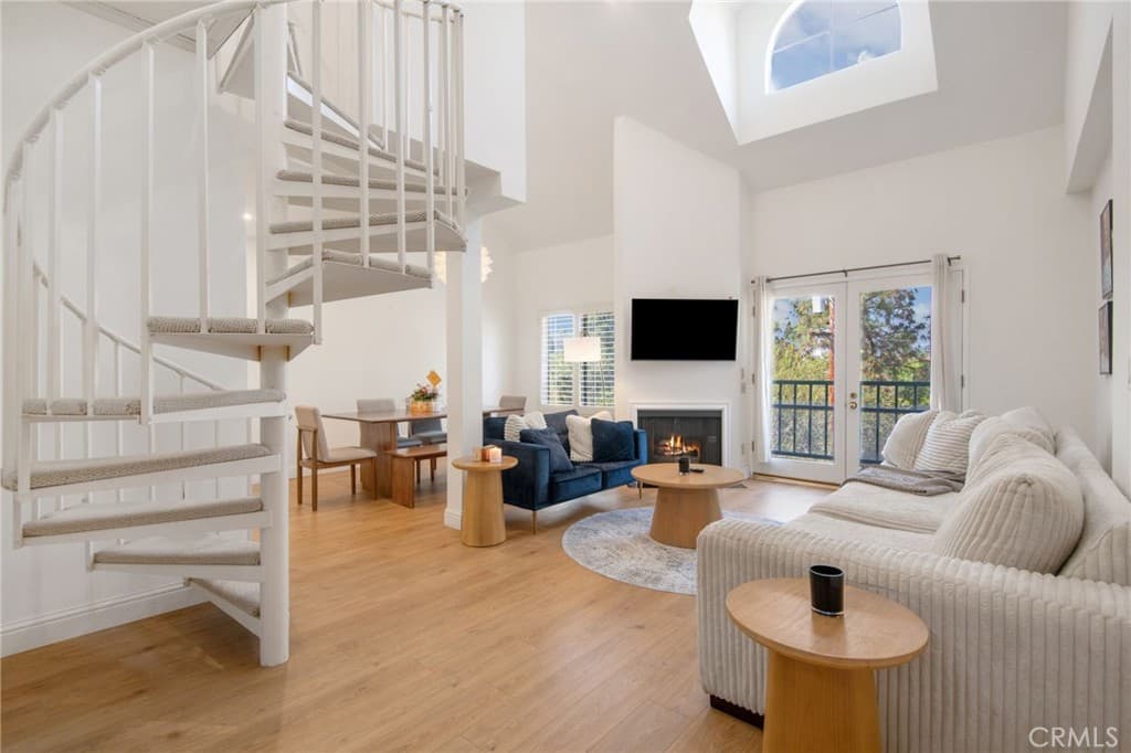 13220 Valleyheart Drive 305