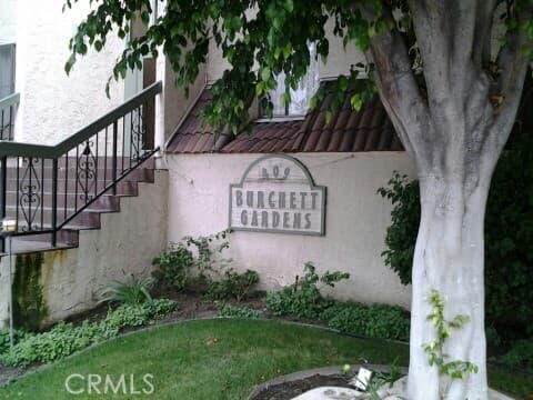 409 Burchett Street 118
