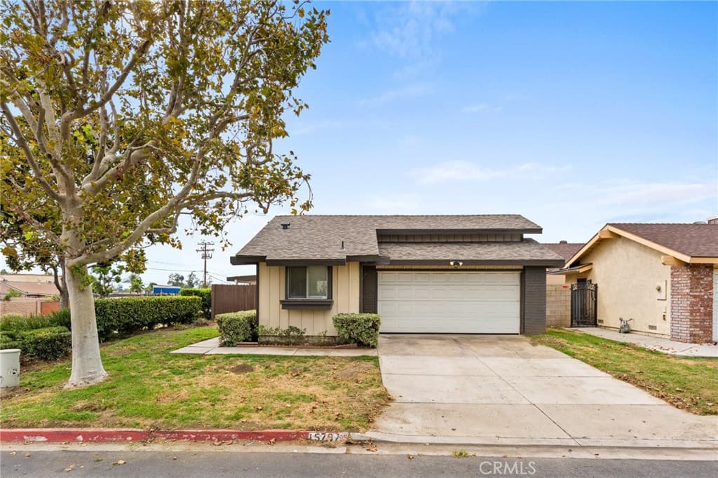 15797 Paine