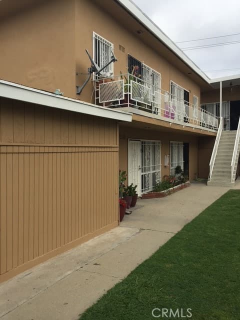 10210 S 10th