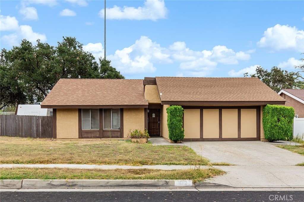 972 Spruce