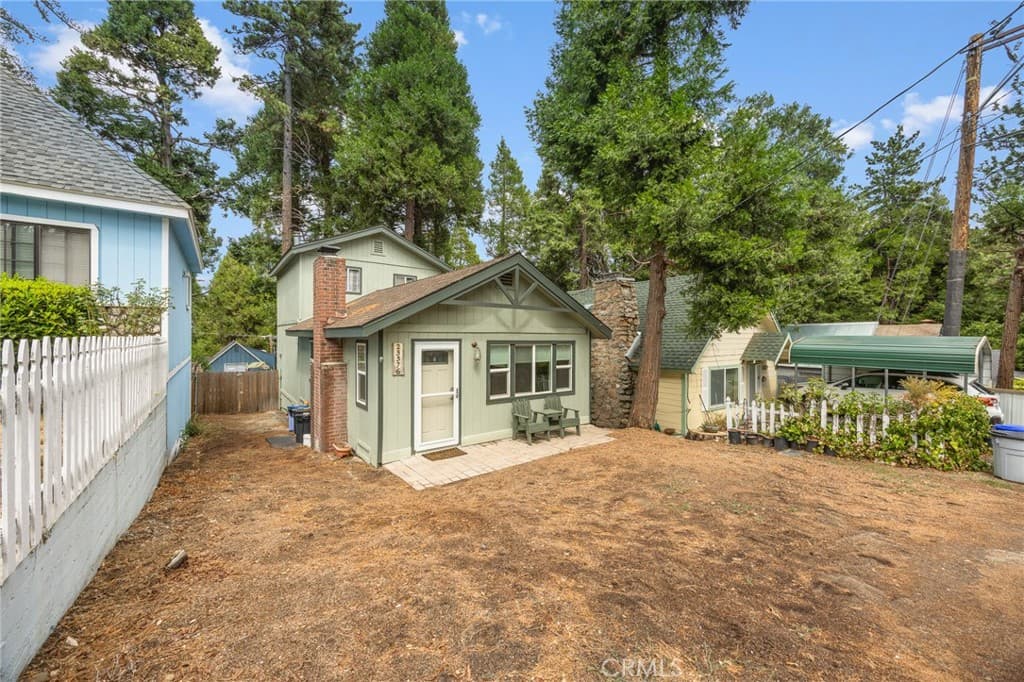 23376 Crestline Road