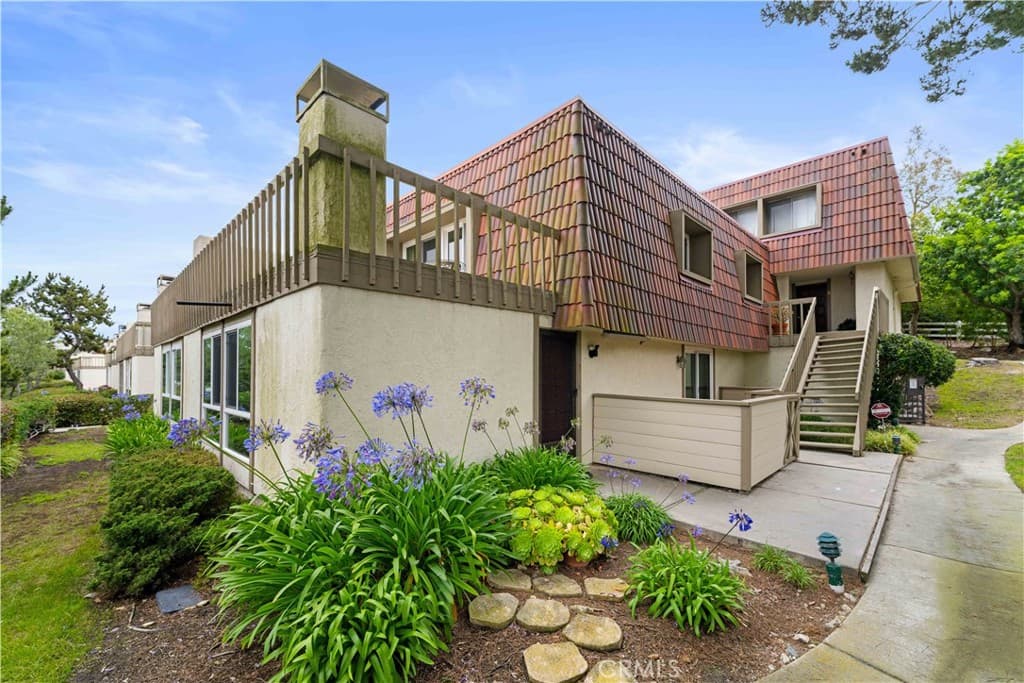 1 Cresta Verde Drive