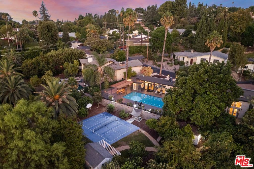 22505 Macfarlane Drive