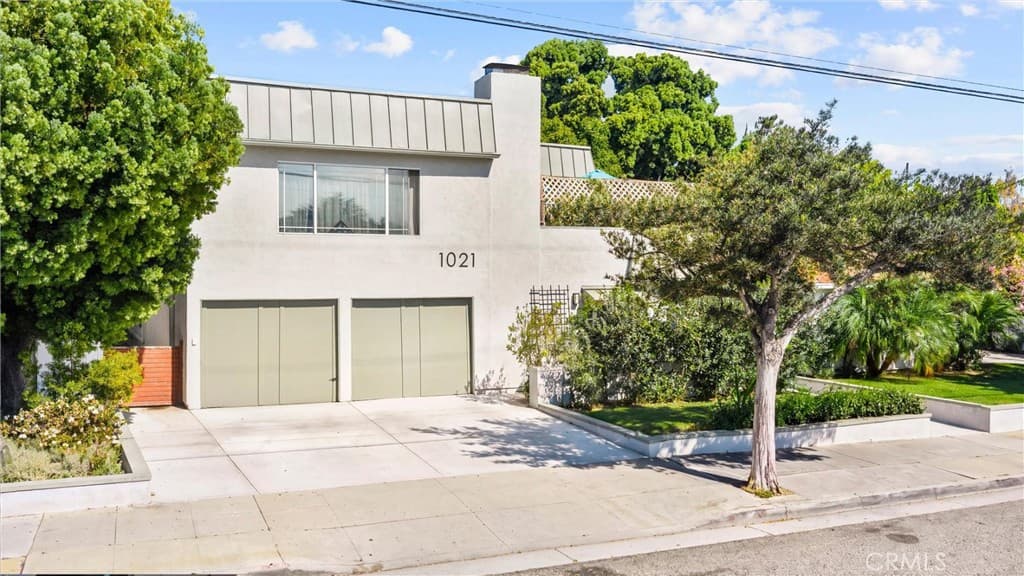 1021 Hill Street 2