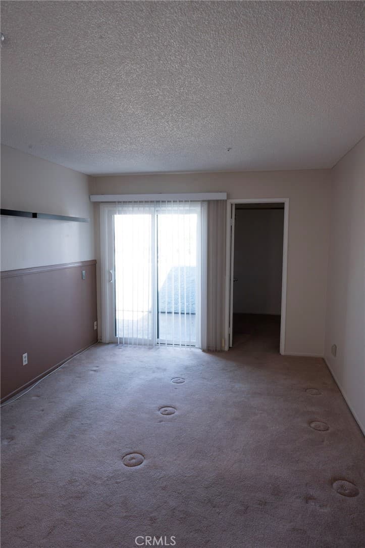 550 Orange Avenue 320