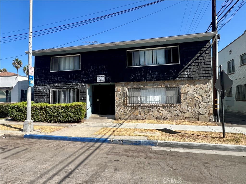 723 E 6th