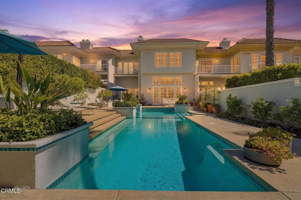 2317 Canyonback Road