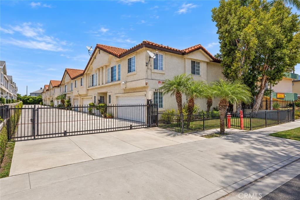 9333 Elm Vista Drive 4