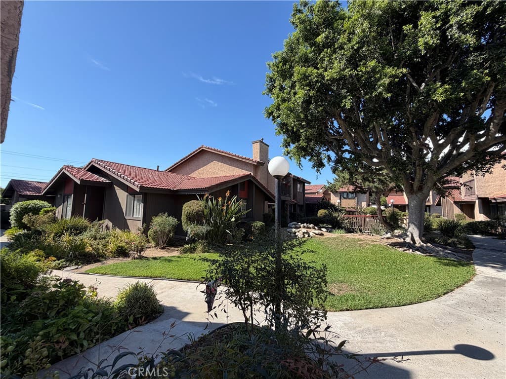 149 S Hollenbeck Avenue