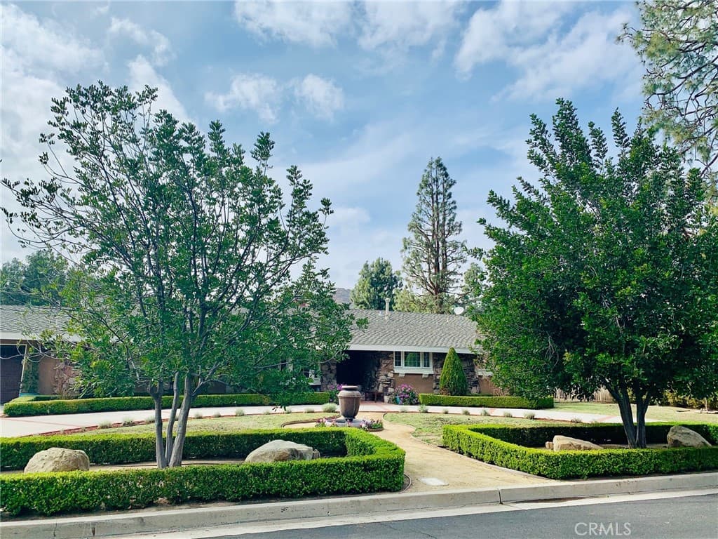 9701 Nita Avenue