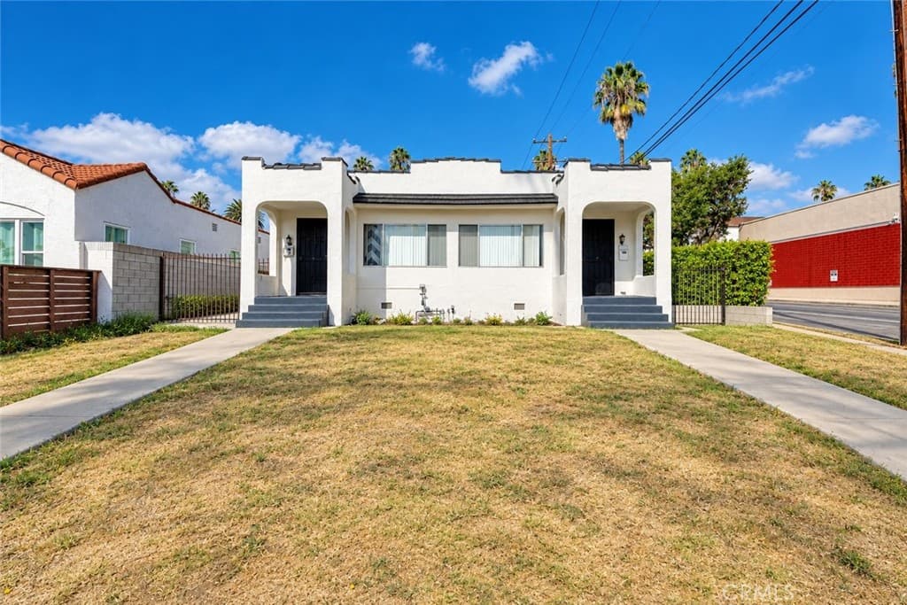 5419 S Harcourt