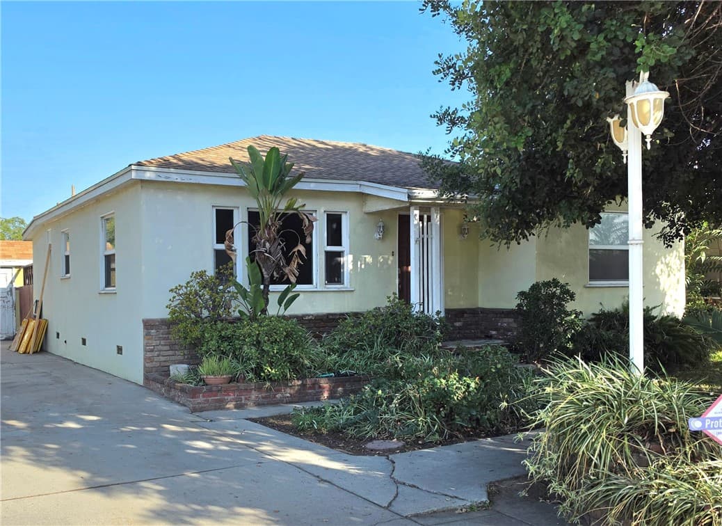7649 Elm Street