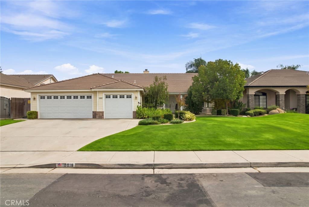 10019 Laurel Park