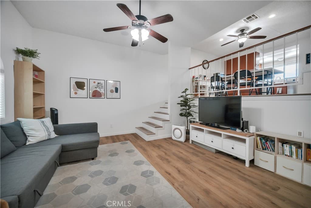3415 Artesia 7