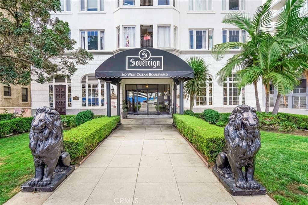 360 W Ocean Blvd. 1105
