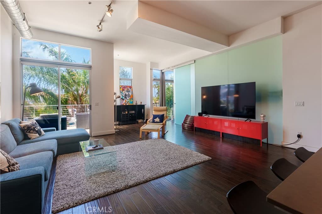 13320 Beach Avenue 301