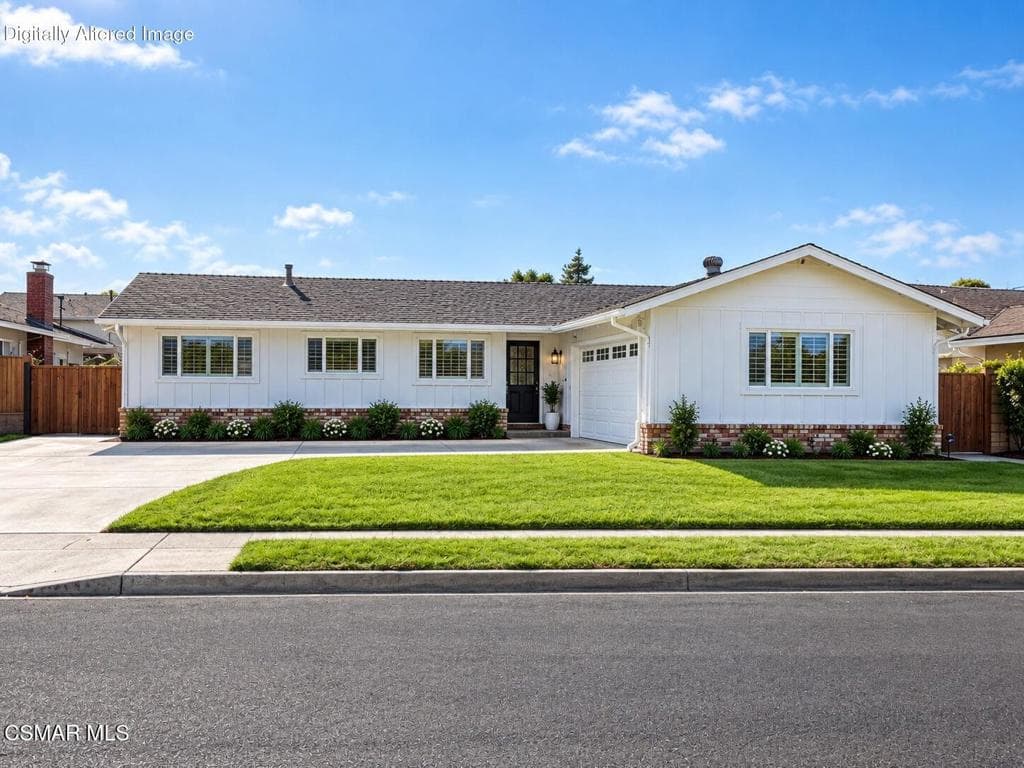 1221 Sparkman Avenue