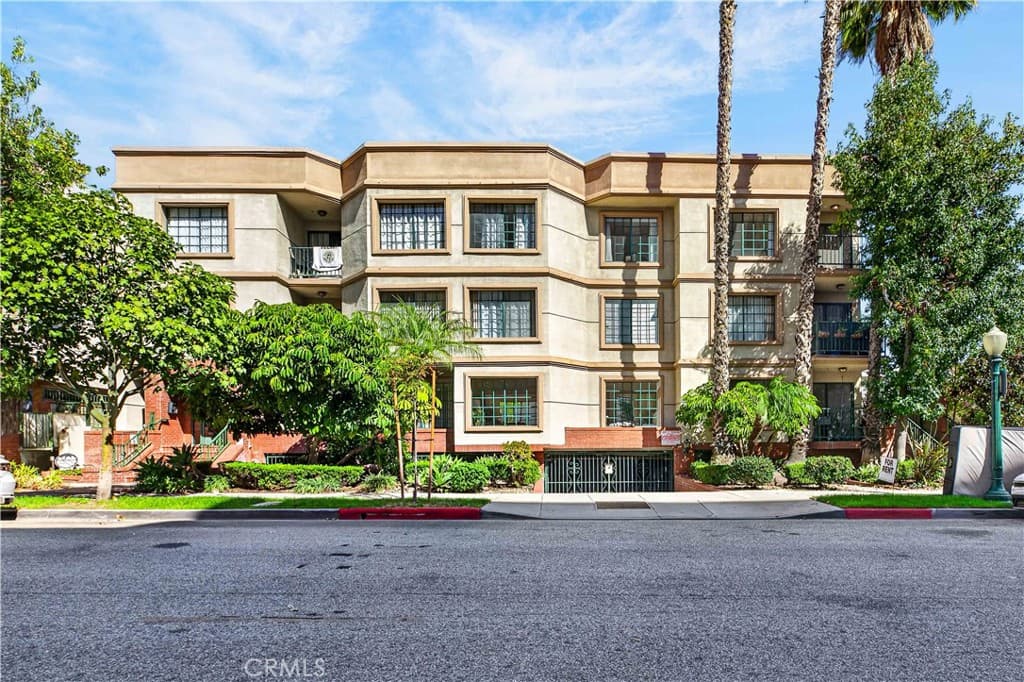 426 N Maryland 101