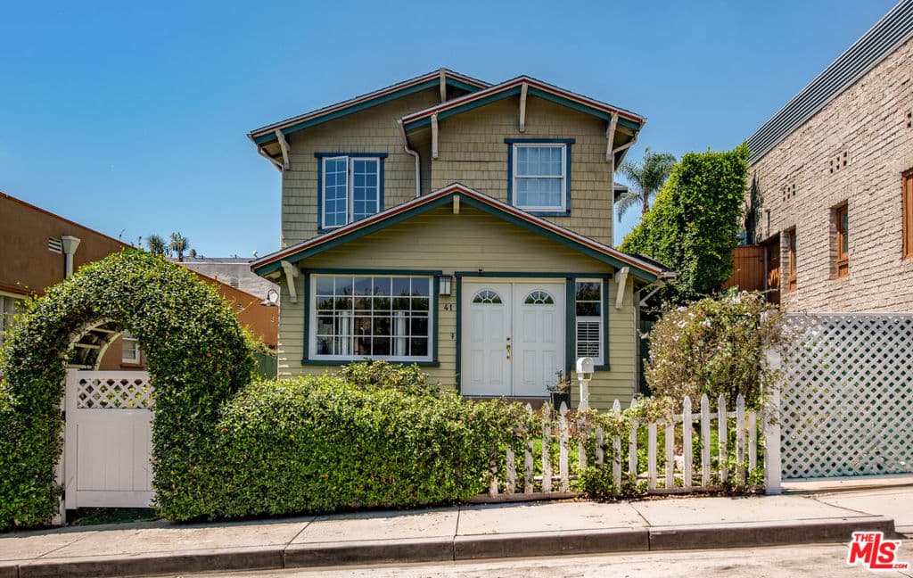 41 Vicente Terrace
