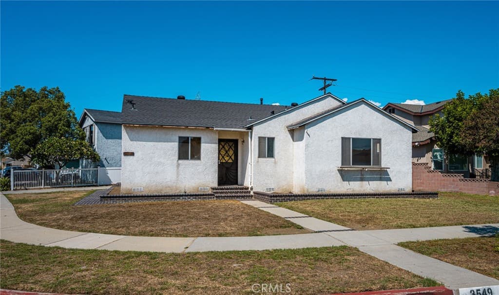 3549 Greenglade Avenue