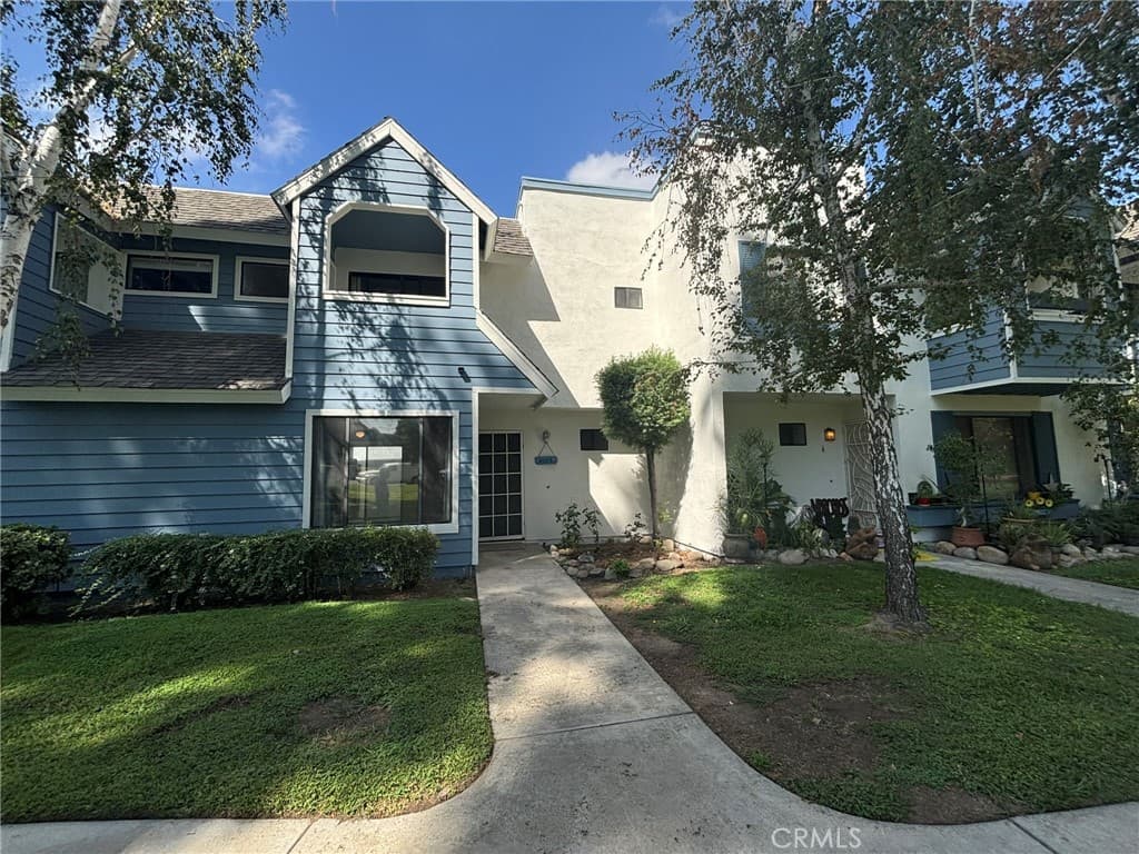 633 Church Pl 3