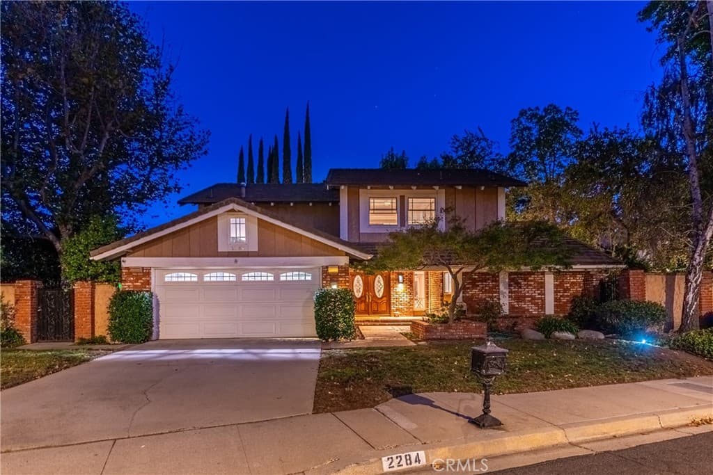 2284 Silver Spring