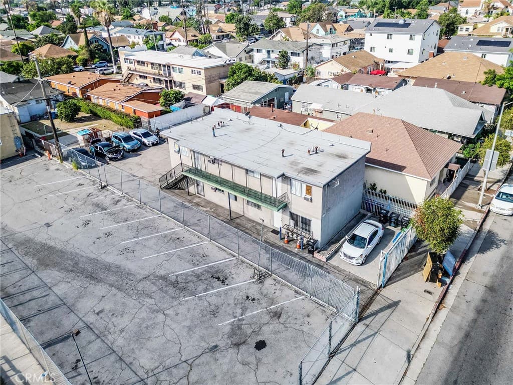 1378 E Vernon