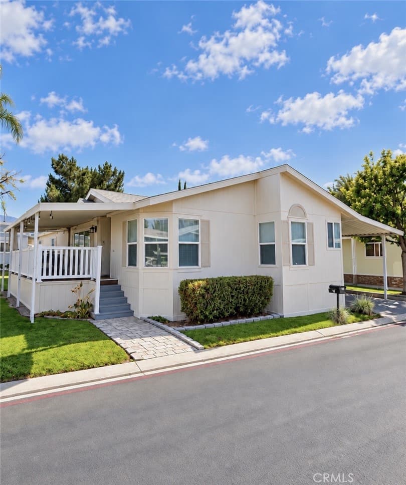 27361 Sierra Highway 119