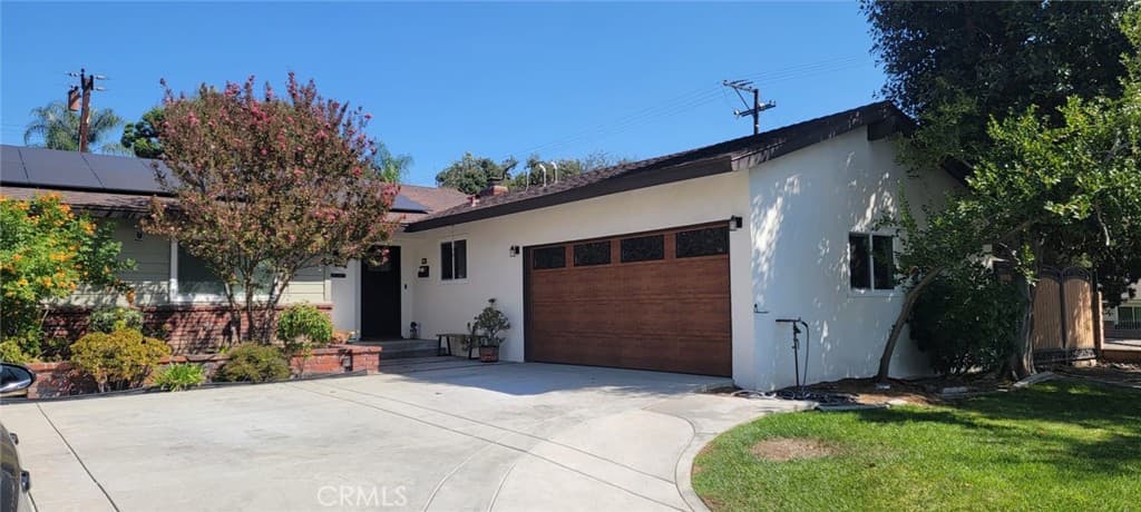 102 N San Jose Drive