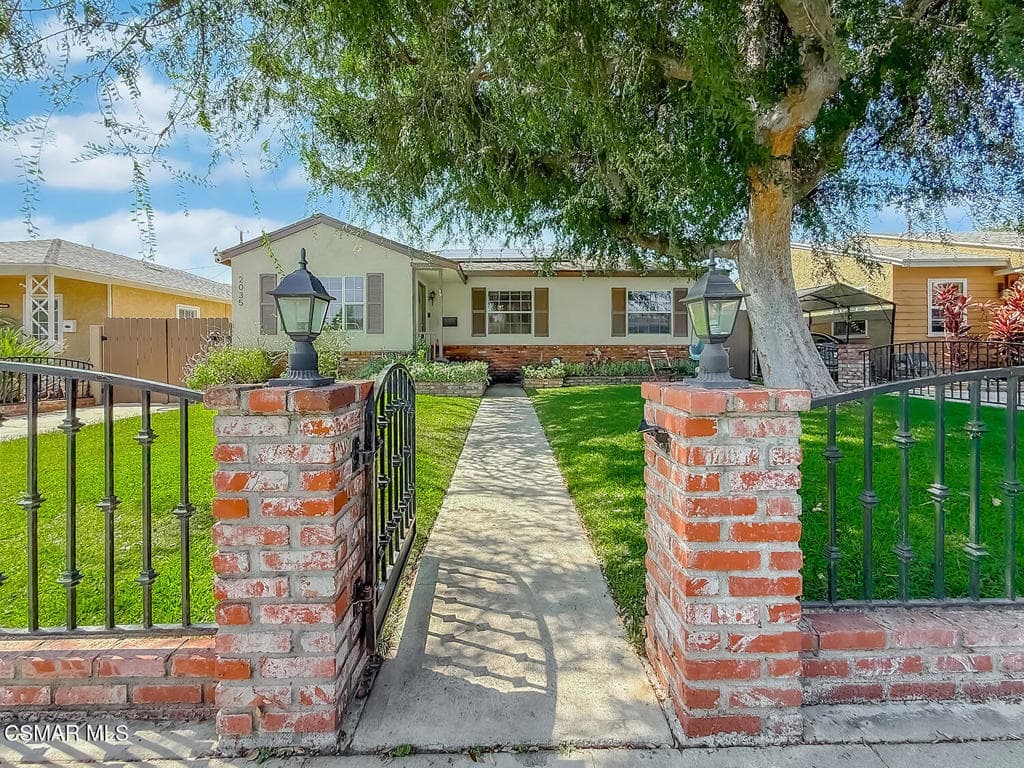 2035 N Evergreen Street