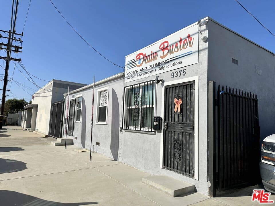 9375 Fern Street