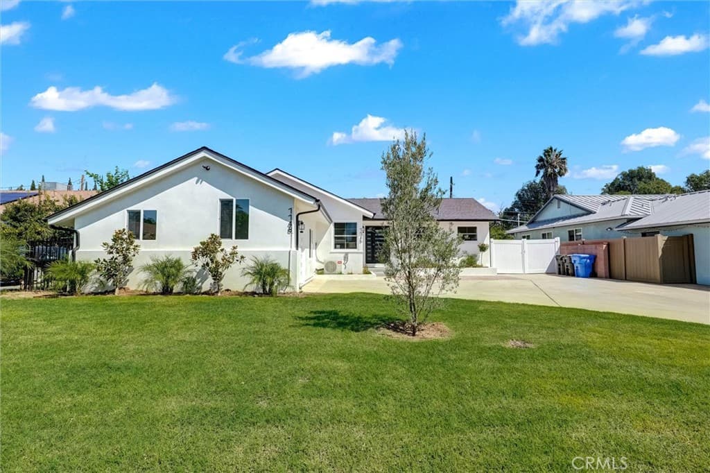 7746 Sunnybrae