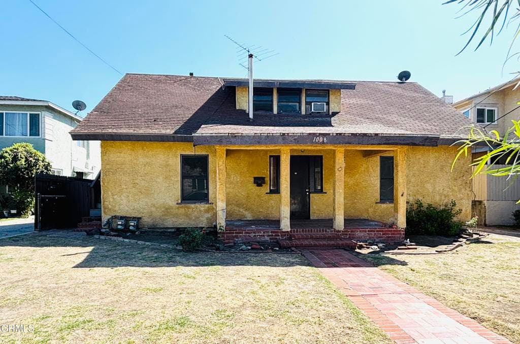 1008 E Windsor Road